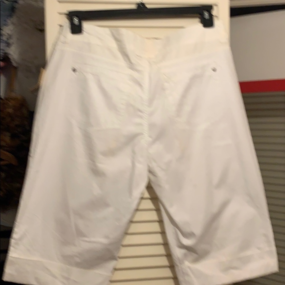 Capris - Picture 6 of 6